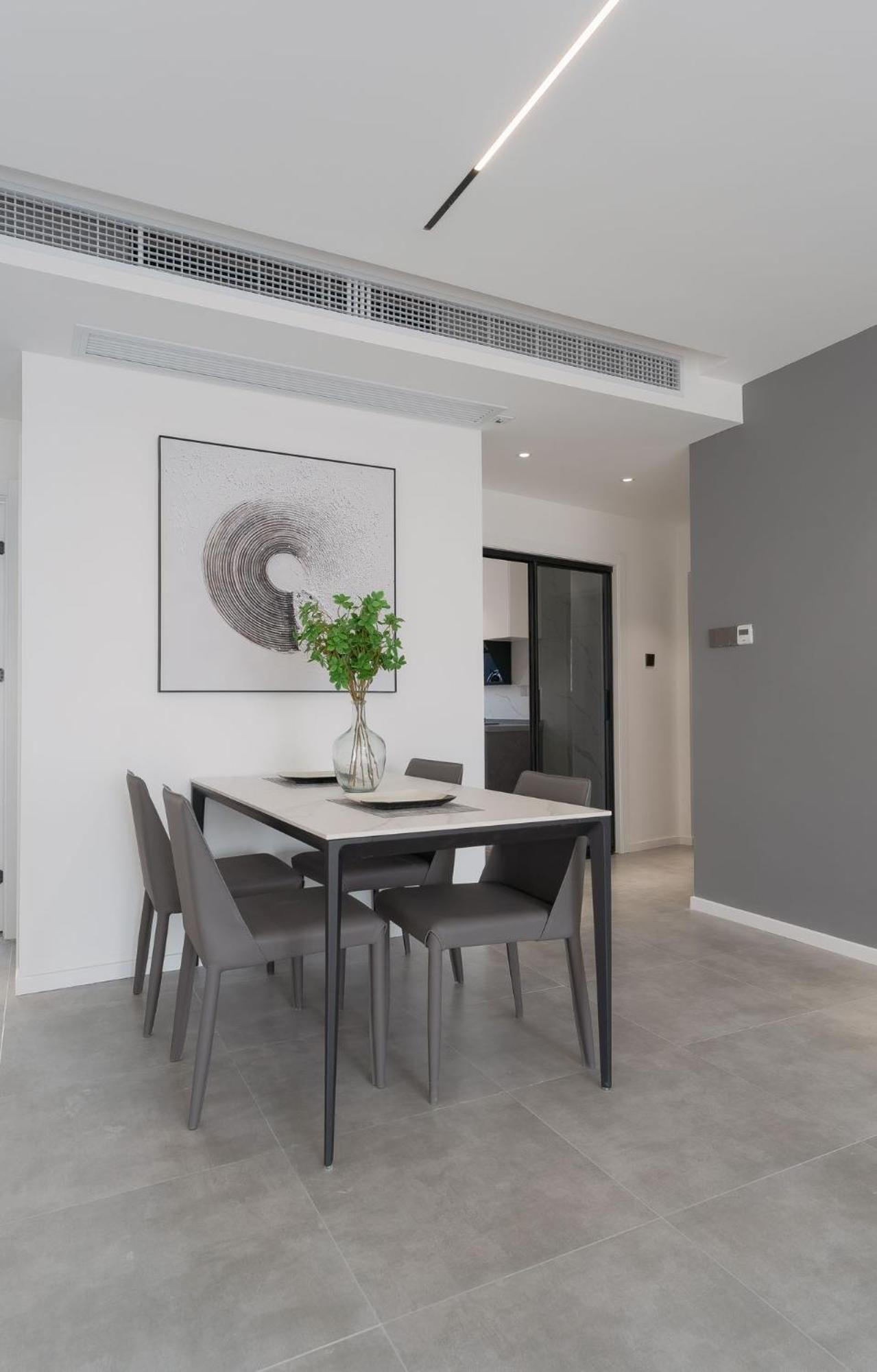 Eastern Hub - Brand New Near The Bund, Nanjing Road, Yuyuan Garden, Sunny 3 Bedrooms 100m From Metro Station *