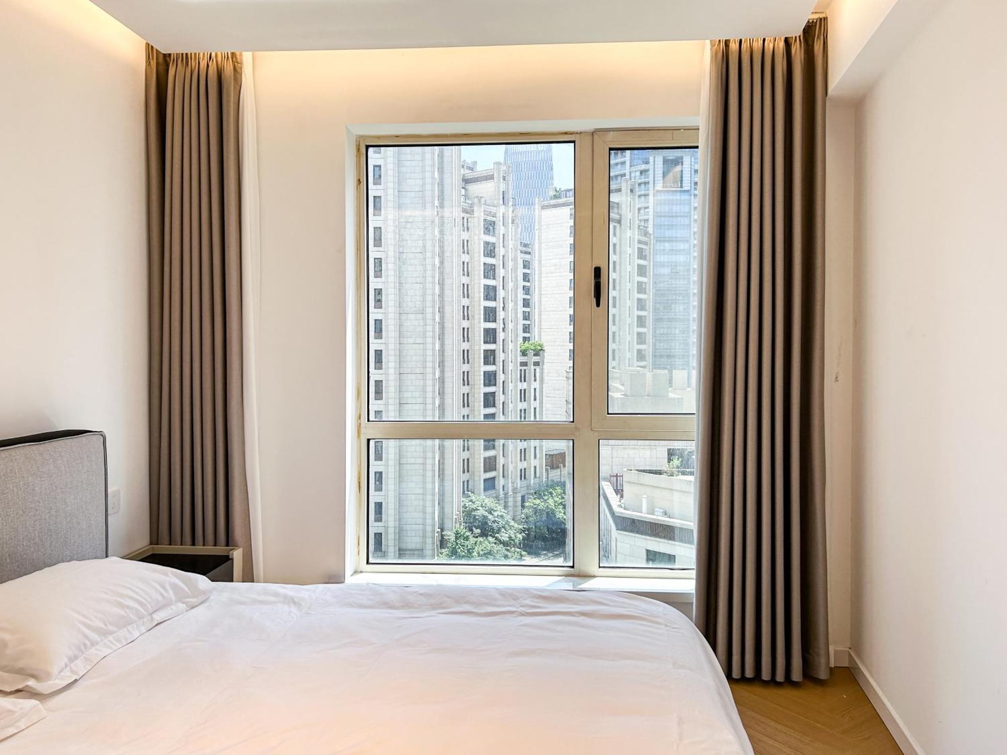 Eastern Hub - Brand New Near The Bund, Nanjing Road, Yuyuan Garden, Sunny 3 Bedrooms 100m From Metro Station Appartement