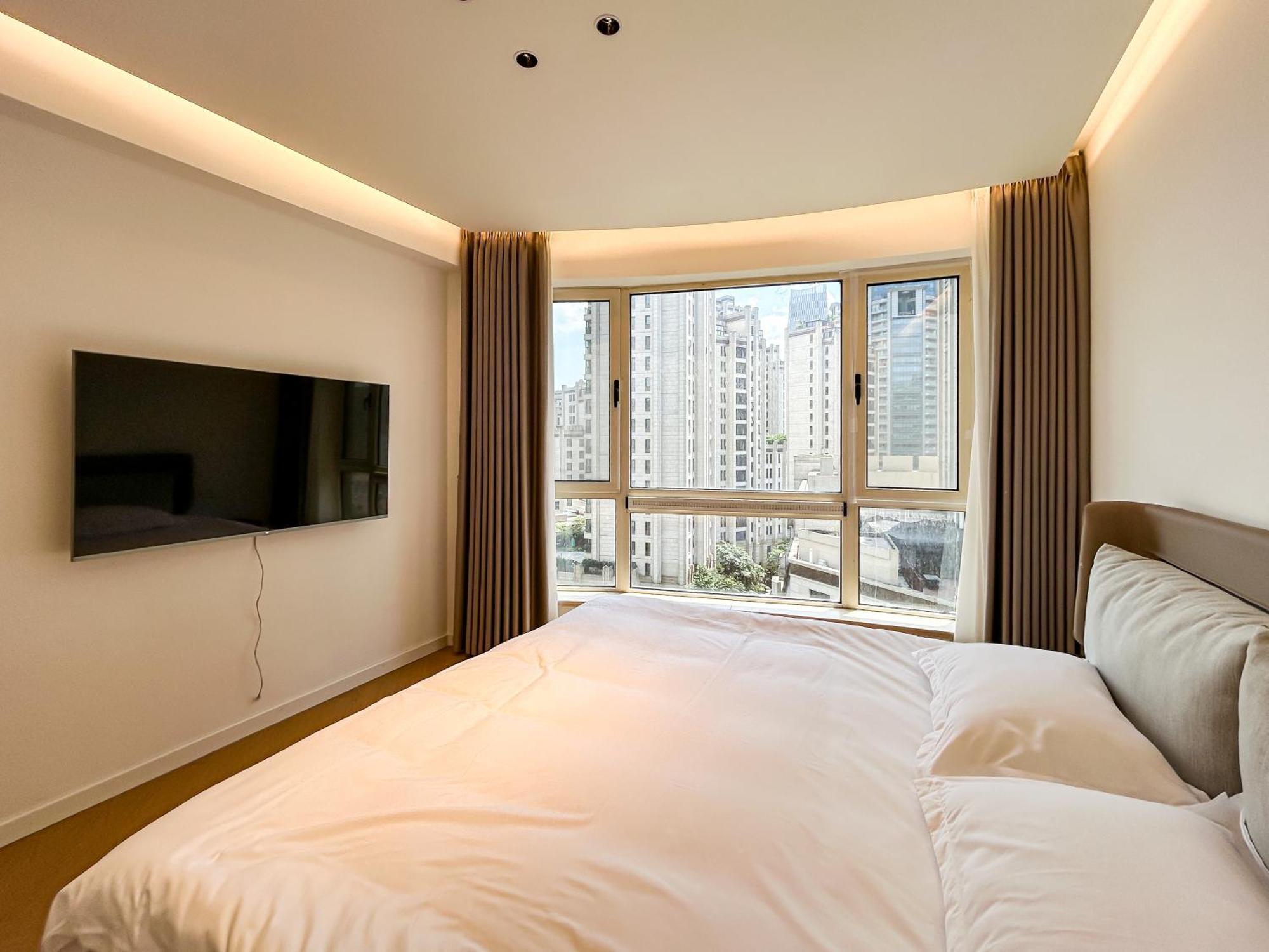 Eastern Hub - Brand New Near The Bund, Nanjing Road, Yuyuan Garden, Sunny 3 Bedrooms 100m From Metro Station * Shanghai