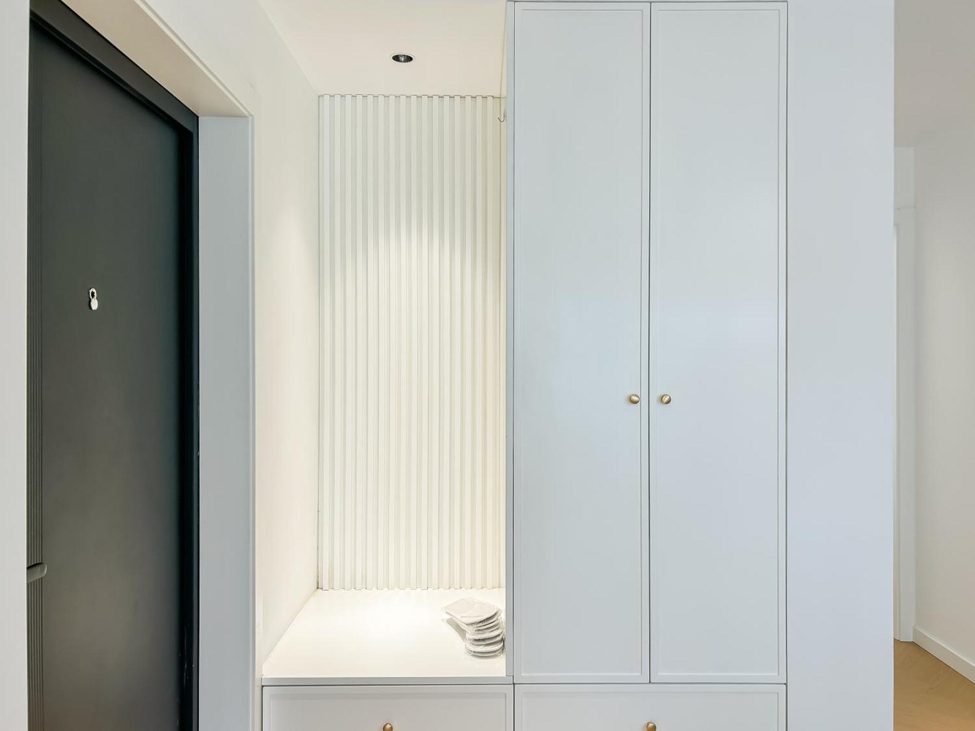 Appartement Eastern Hub - Brand New Near The Bund, Nanjing Road, Yuyuan Garden, Sunny 3 Bedrooms 100m From Metro Station Shanghai